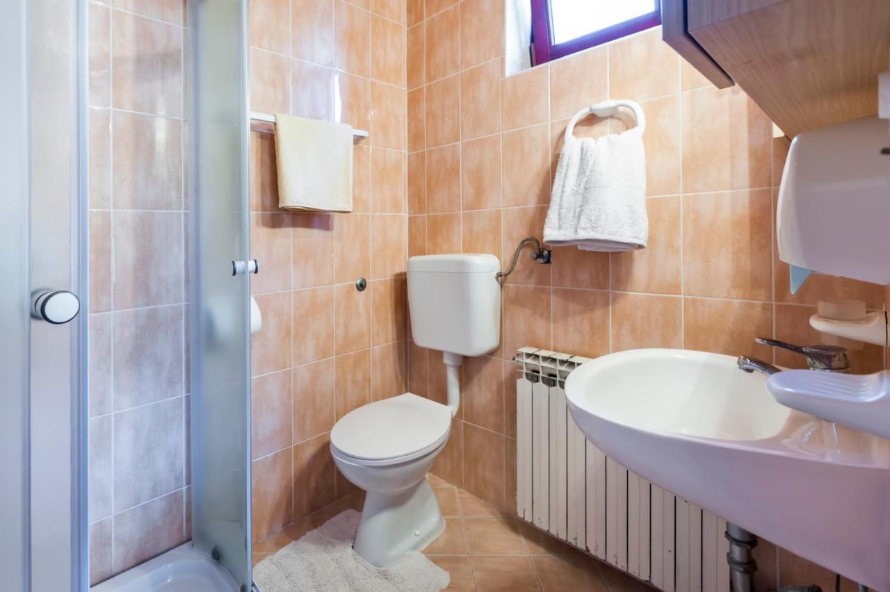 Near Beach And Rovinj Center 4 Apartment Exterior photo